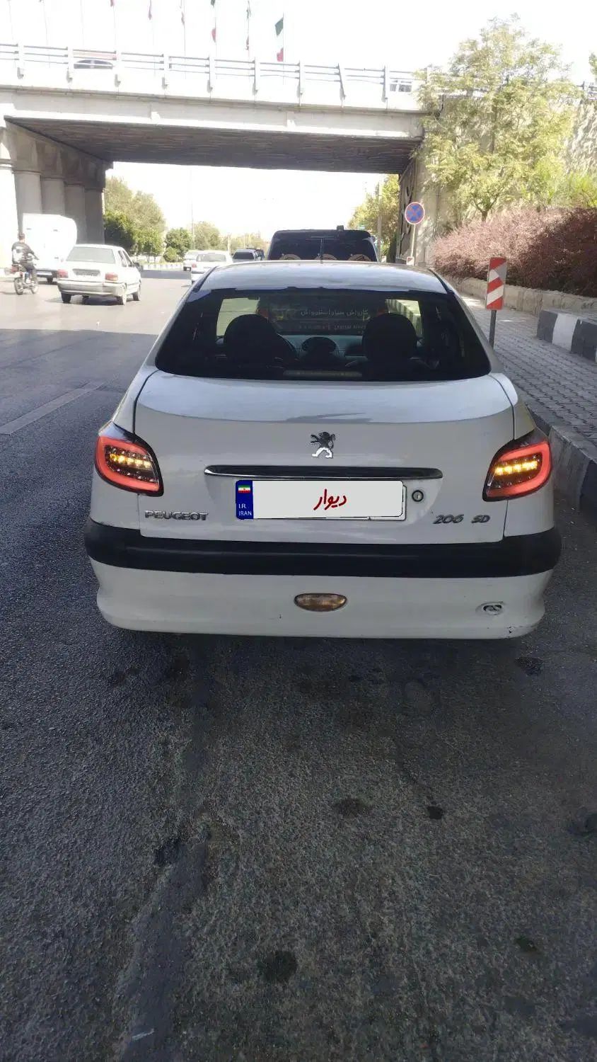 خودرو پژو، ۲۰۶ صندوق دار آگهی ann_20542466