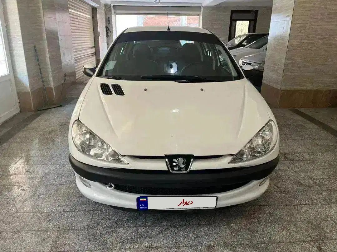 پژو ۲۰۶ صندوق دار v8 - 1394