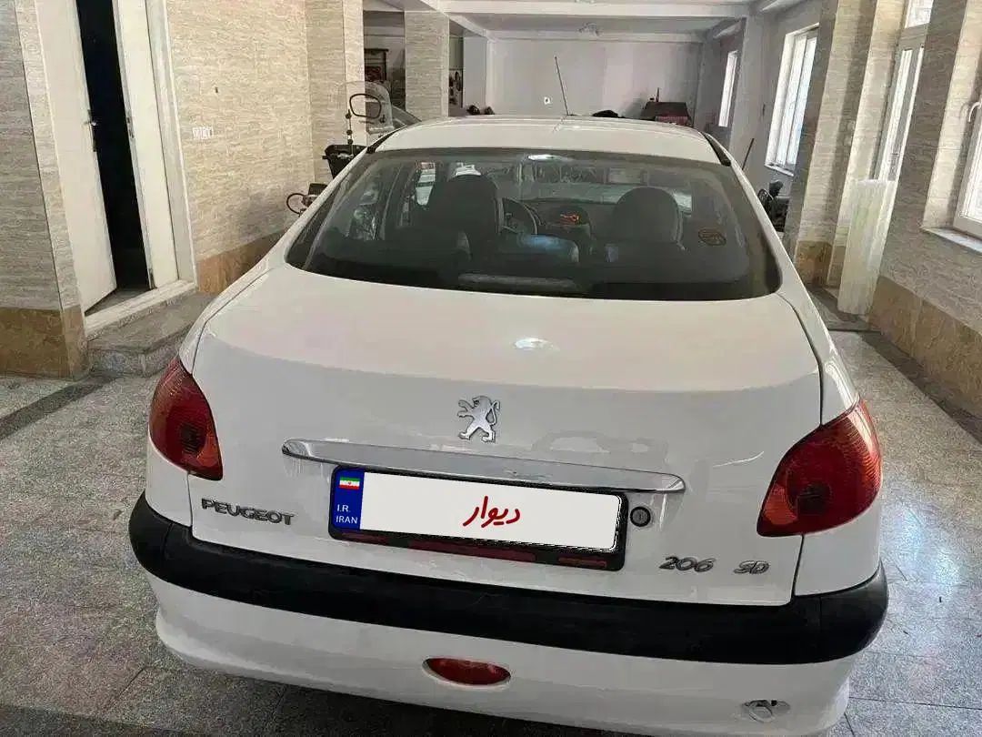 پژو ۲۰۶ صندوق دار v8 - 1394