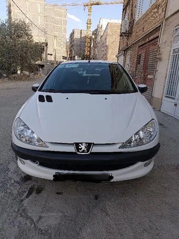 پژو ۲۰۶ صندوق دار v8 - 1394