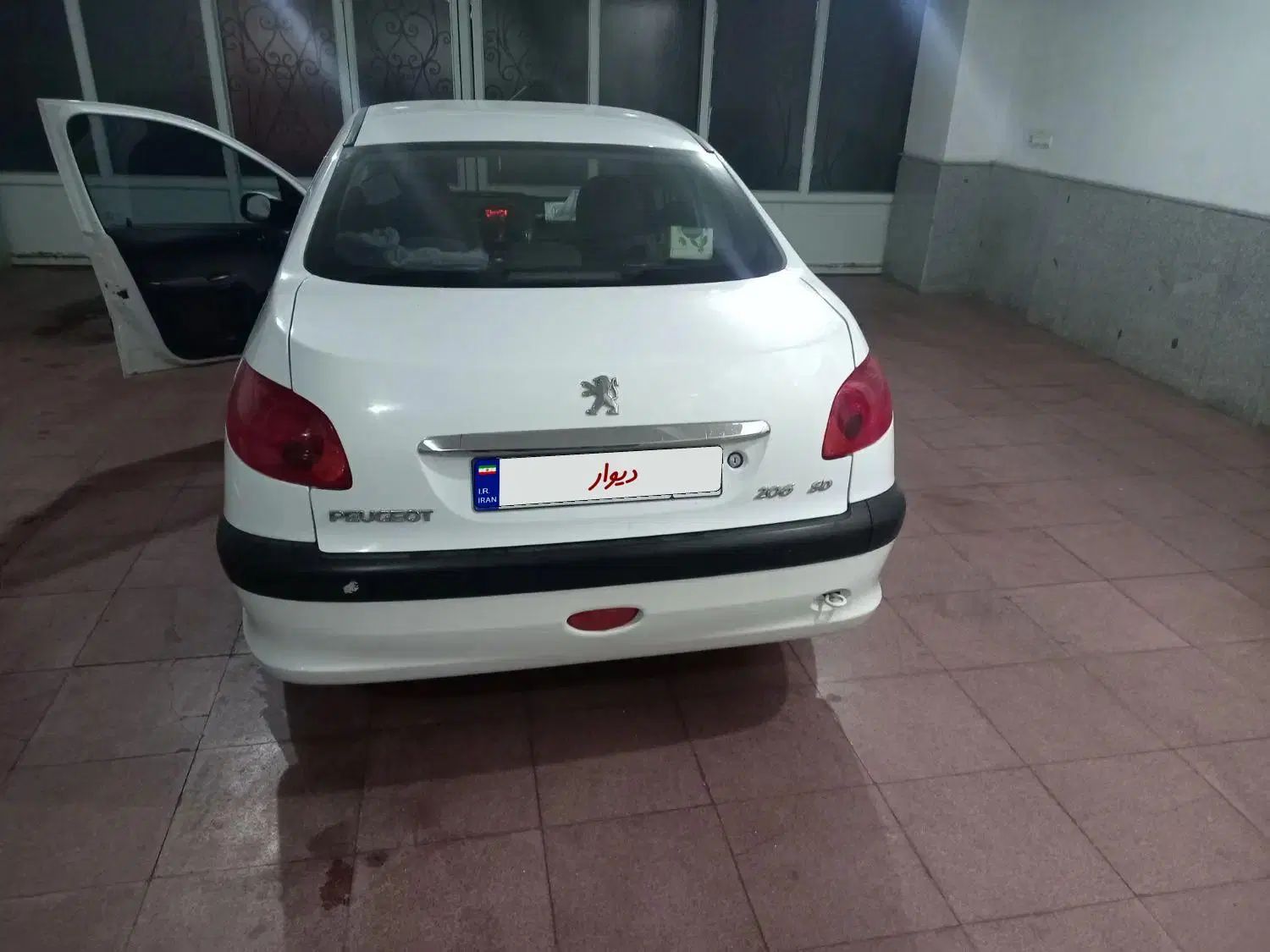 پژو ۲۰۶ صندوق دار v8 - 1395
