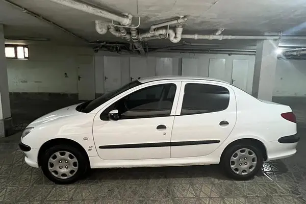 پژو ۲۰۶ صندوق دار v8 - 1397