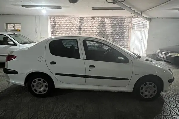 پژو ۲۰۶ صندوق دار v8 - 1397