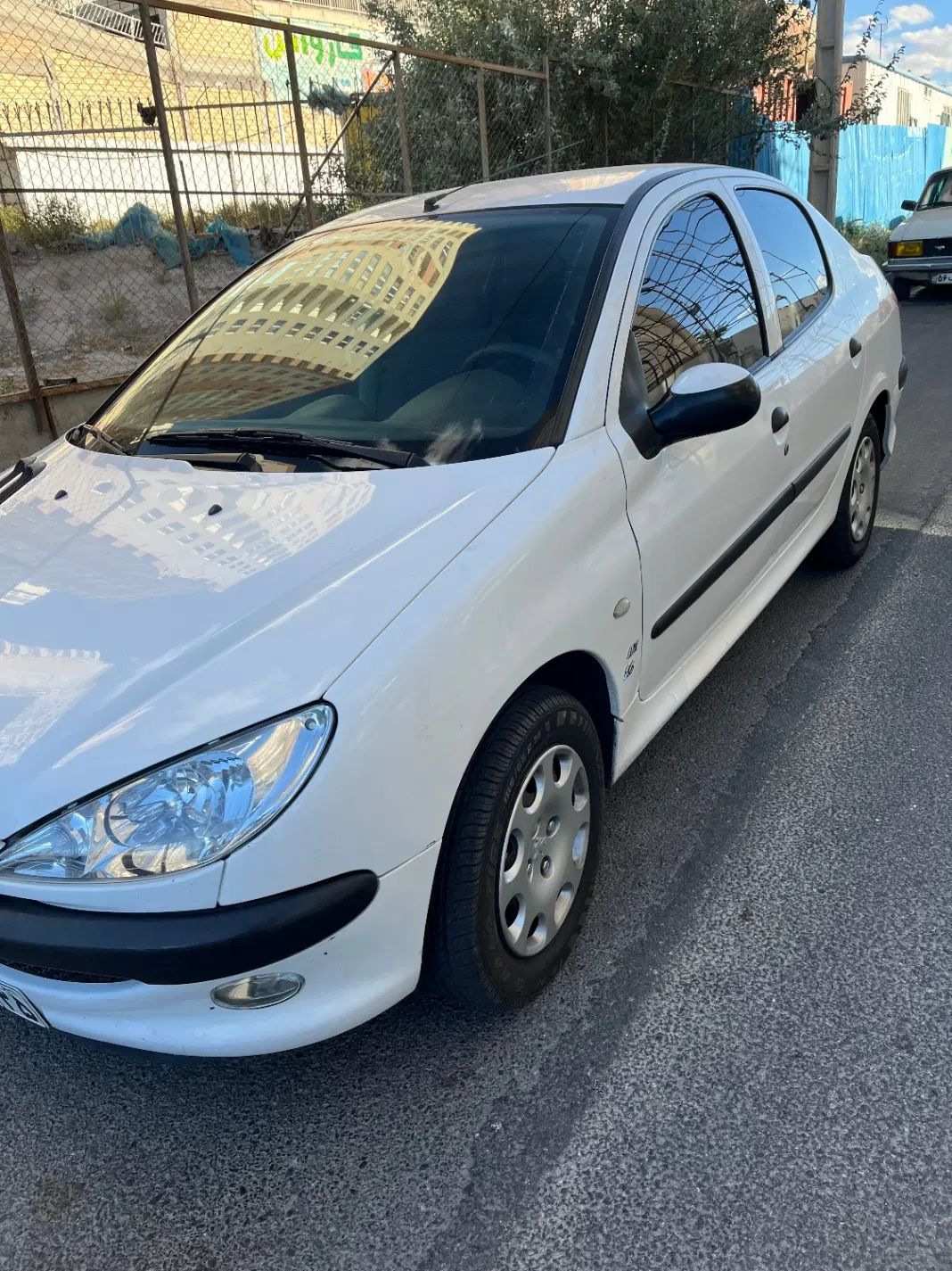 پژو ۲۰۶ صندوق دار v8 - 1397