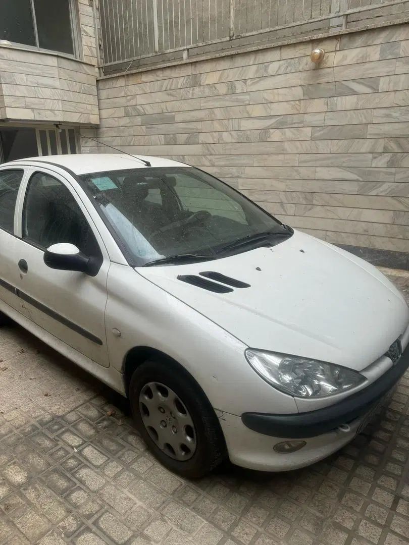 پژو ۲۰۶ صندوق دار v8 - 1397