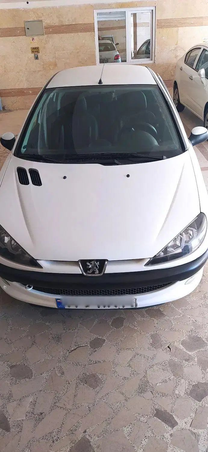 پژو ۲۰۶ صندوق دار v8 - 1399