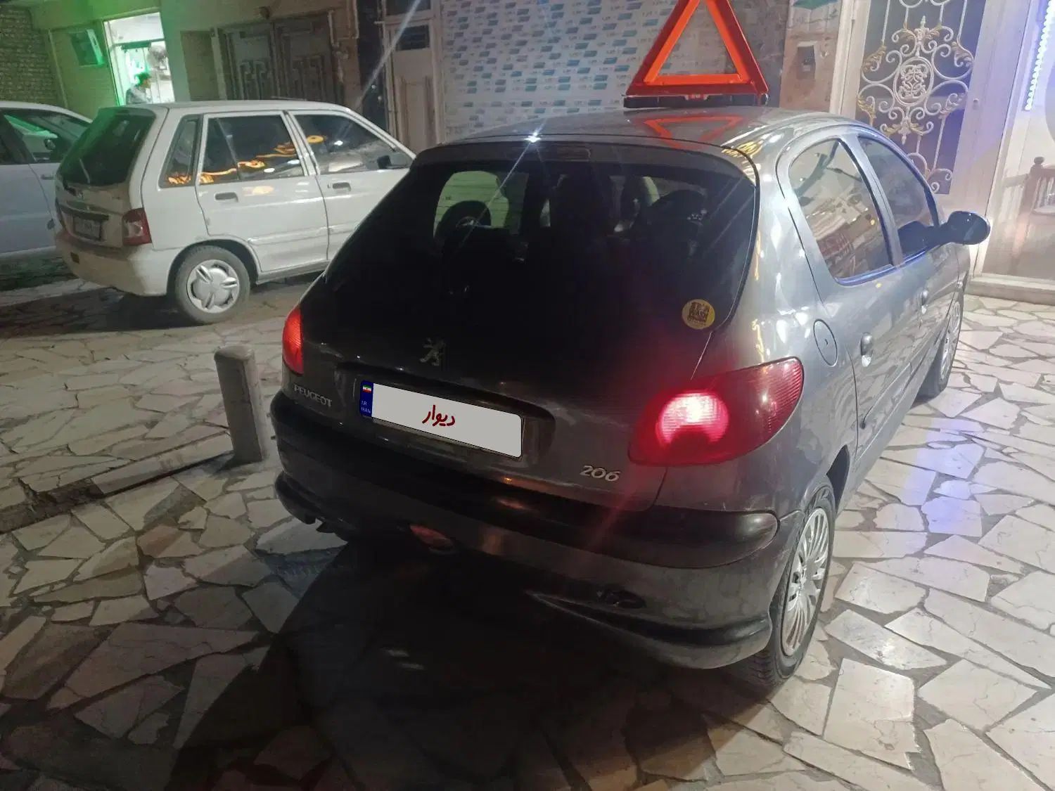 پژو 206 تیپ 3 - 1390