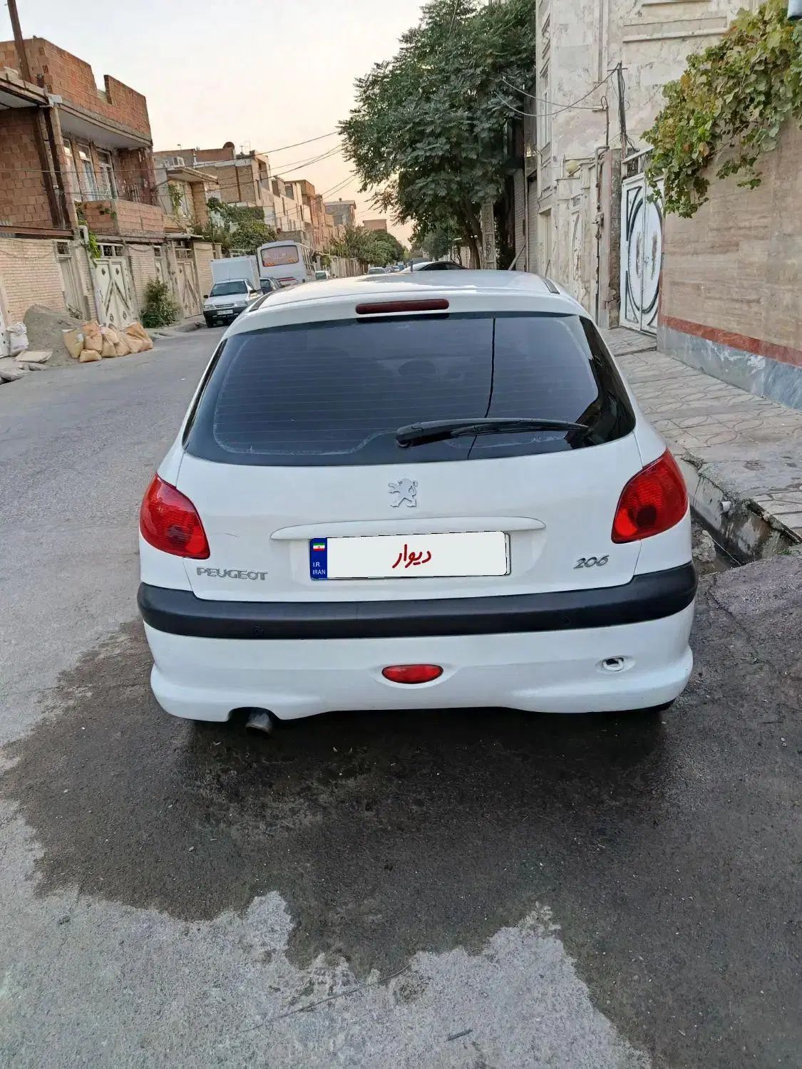 پژو 206 تیپ 2 - 1396