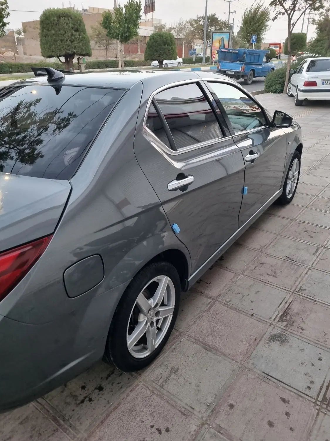 دنا پلاس توربو 6 دنده - 1402