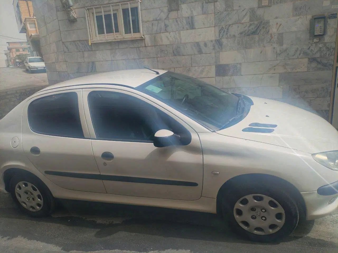 پژو ۲۰۶ صندوق دار v8 - 1396