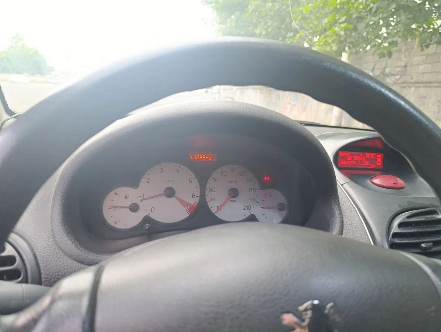 پژو ۲۰۶ صندوق دار v8 - 1395