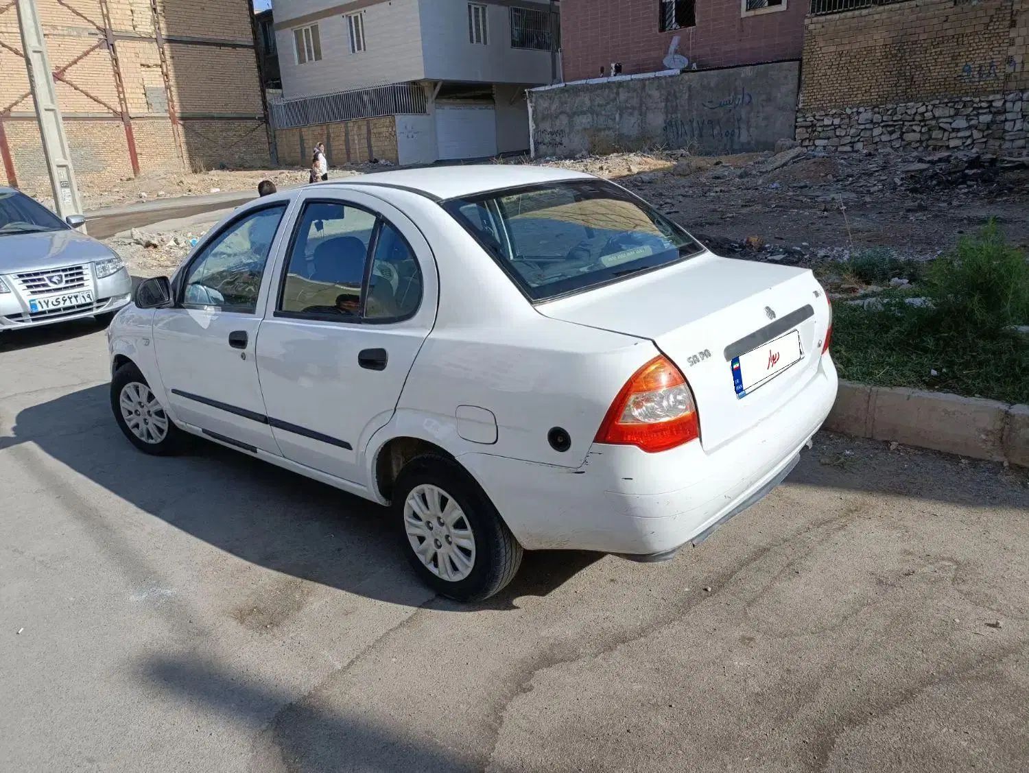 تیبا صندوق دار SX - 1395