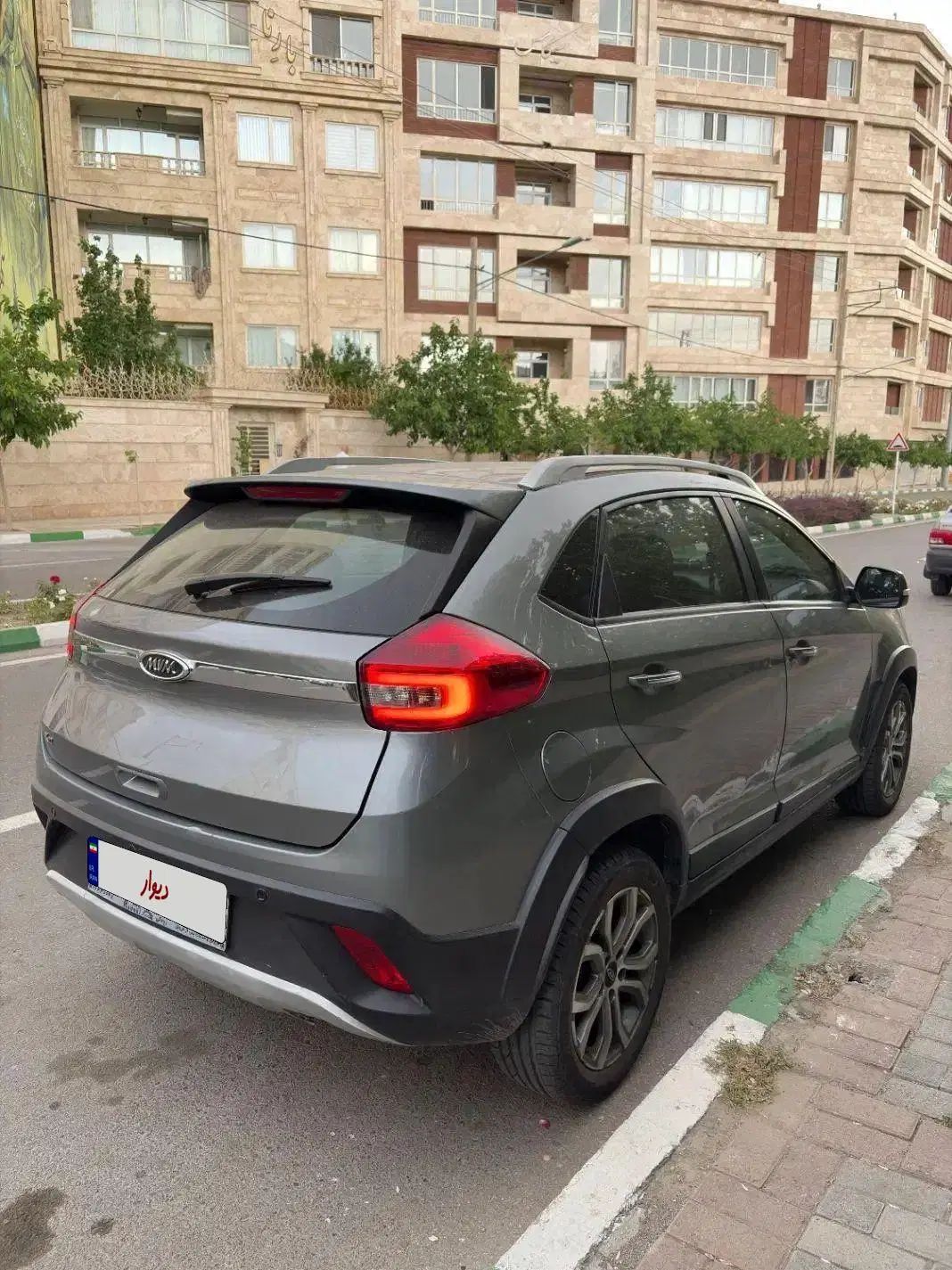 ام وی ام X22 دنده ای اسپرت لاکچری - 1400