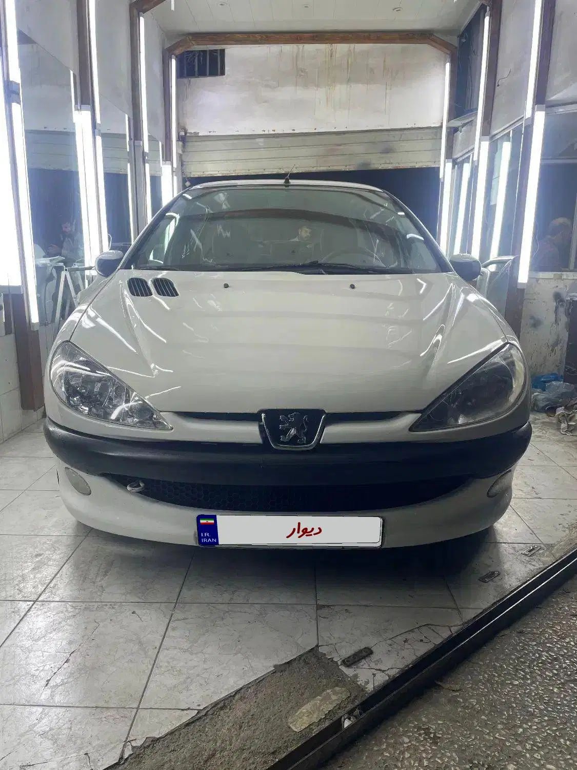 پژو ۲۰۶ صندوق دار v8 - 1394