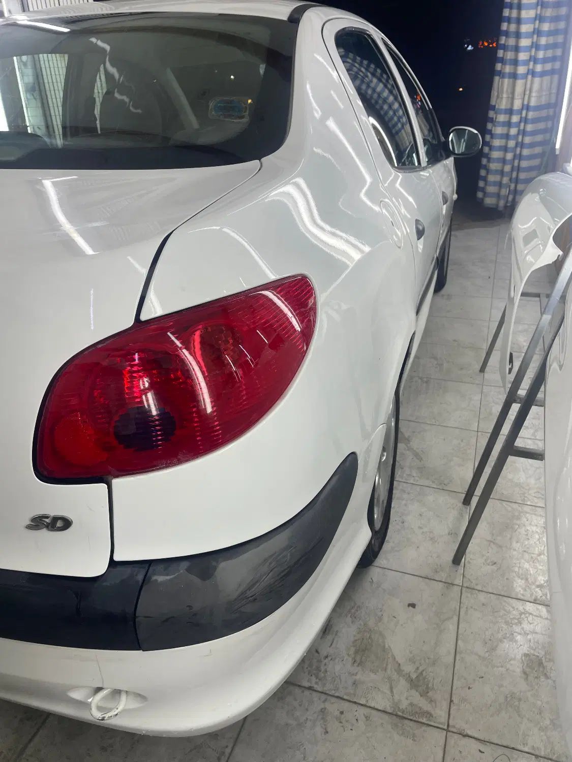 پژو ۲۰۶ صندوق دار v8 - 1394