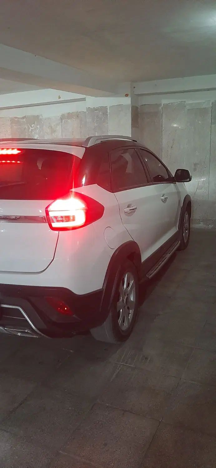 خودرو ام وی ام، X22 آگهی ann_20543825