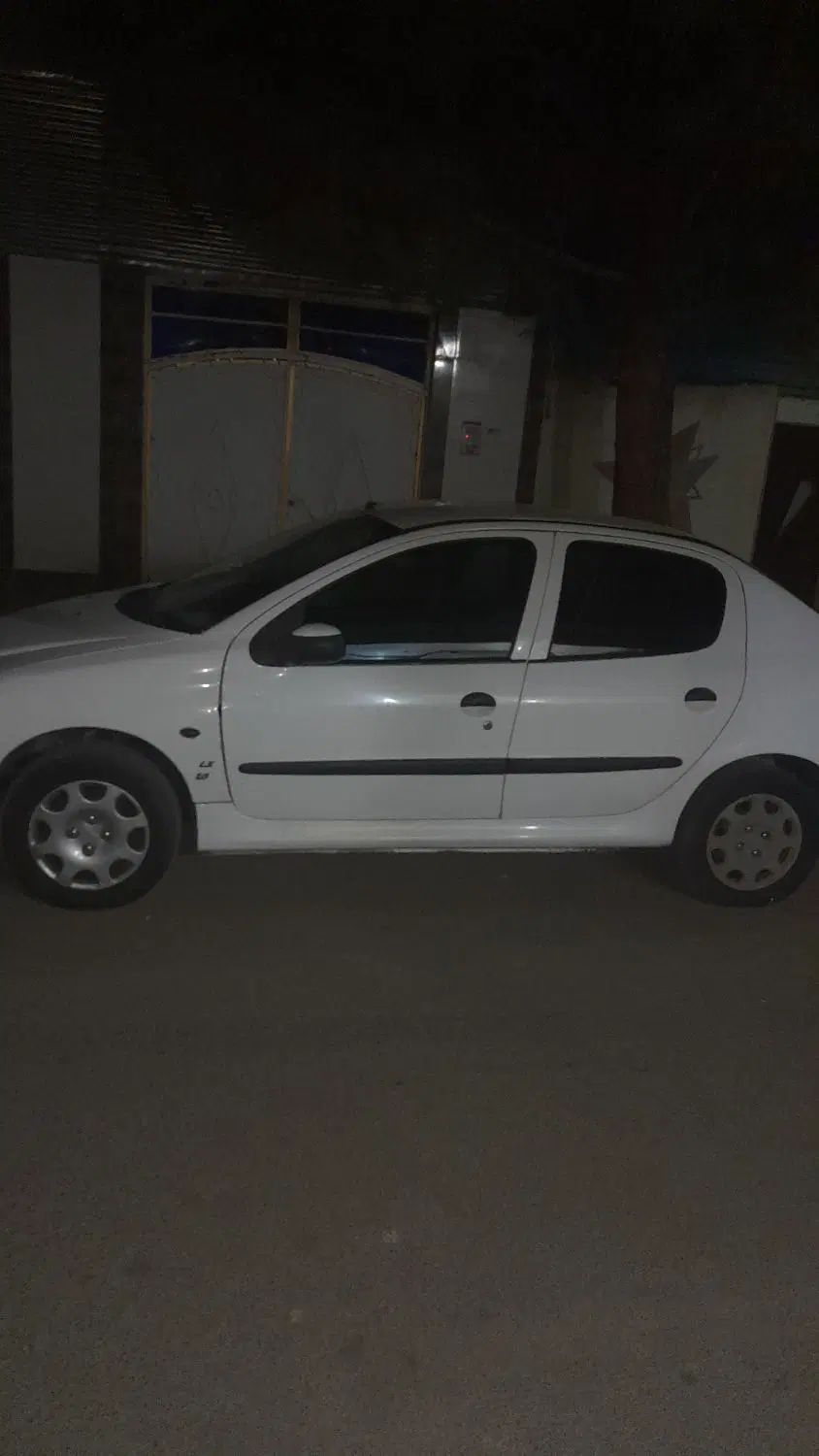 پژو ۲۰۶ صندوق دار v8 - 1391