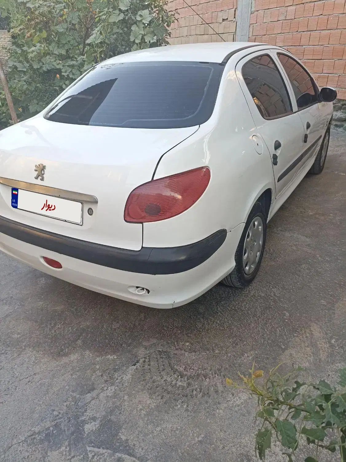پژو ۲۰۶ صندوق دار v2 - 1391