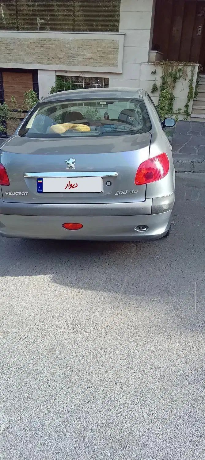 پژو ۲۰۶ صندوق دار v8 - 1389
