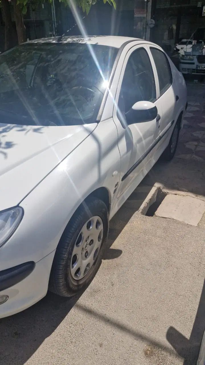 پژو ۲۰۶ صندوق دار v8 - 1395
