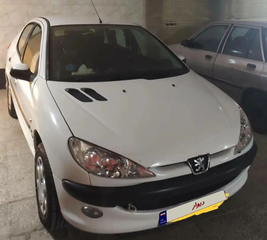 پژو ۲۰۶ صندوق دار v8 - 1390