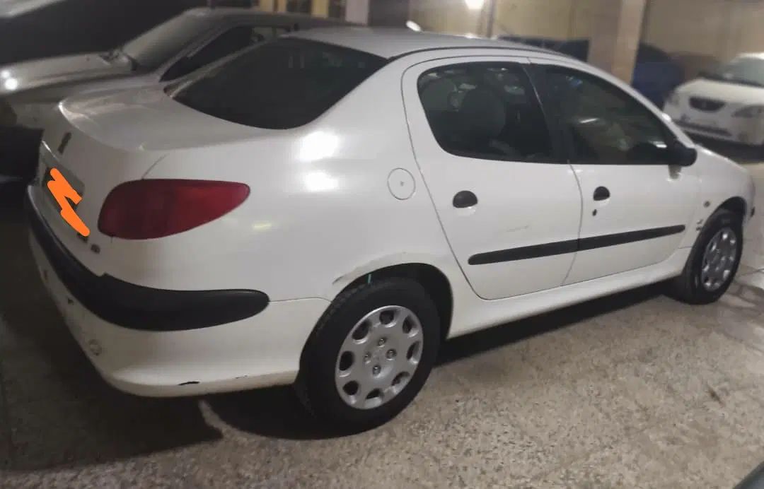 پژو ۲۰۶ صندوق دار v8 - 1390