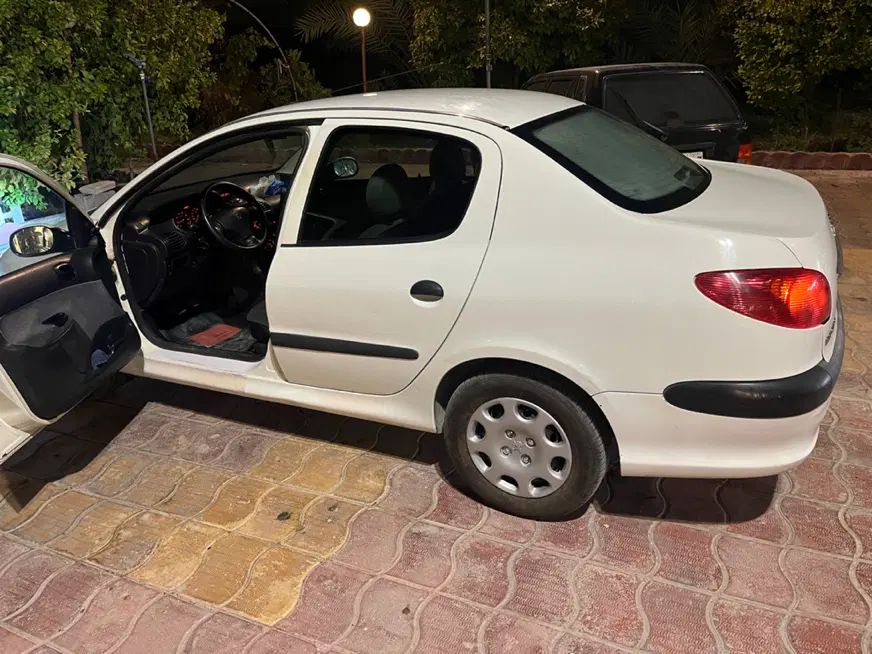 پژو ۲۰۶ صندوق دار v20 - 1388