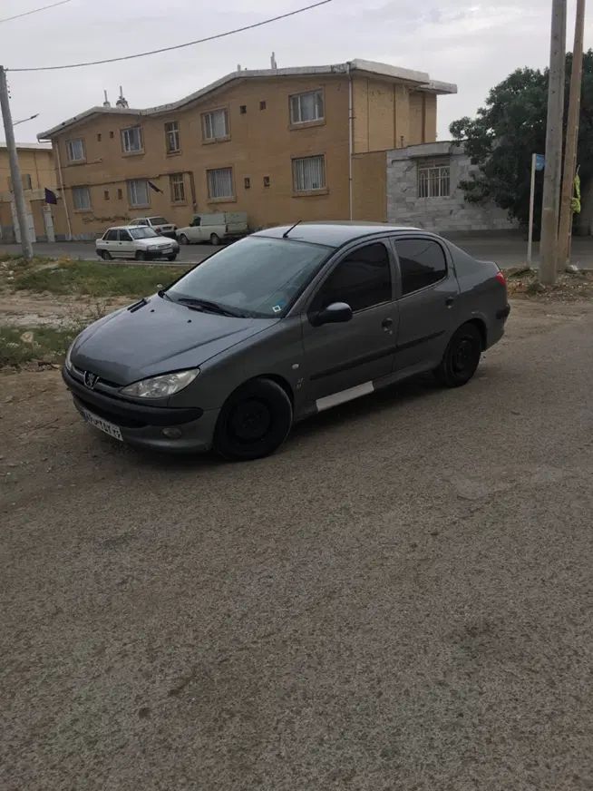 پژو ۲۰۶ صندوق دار v8 - 1392