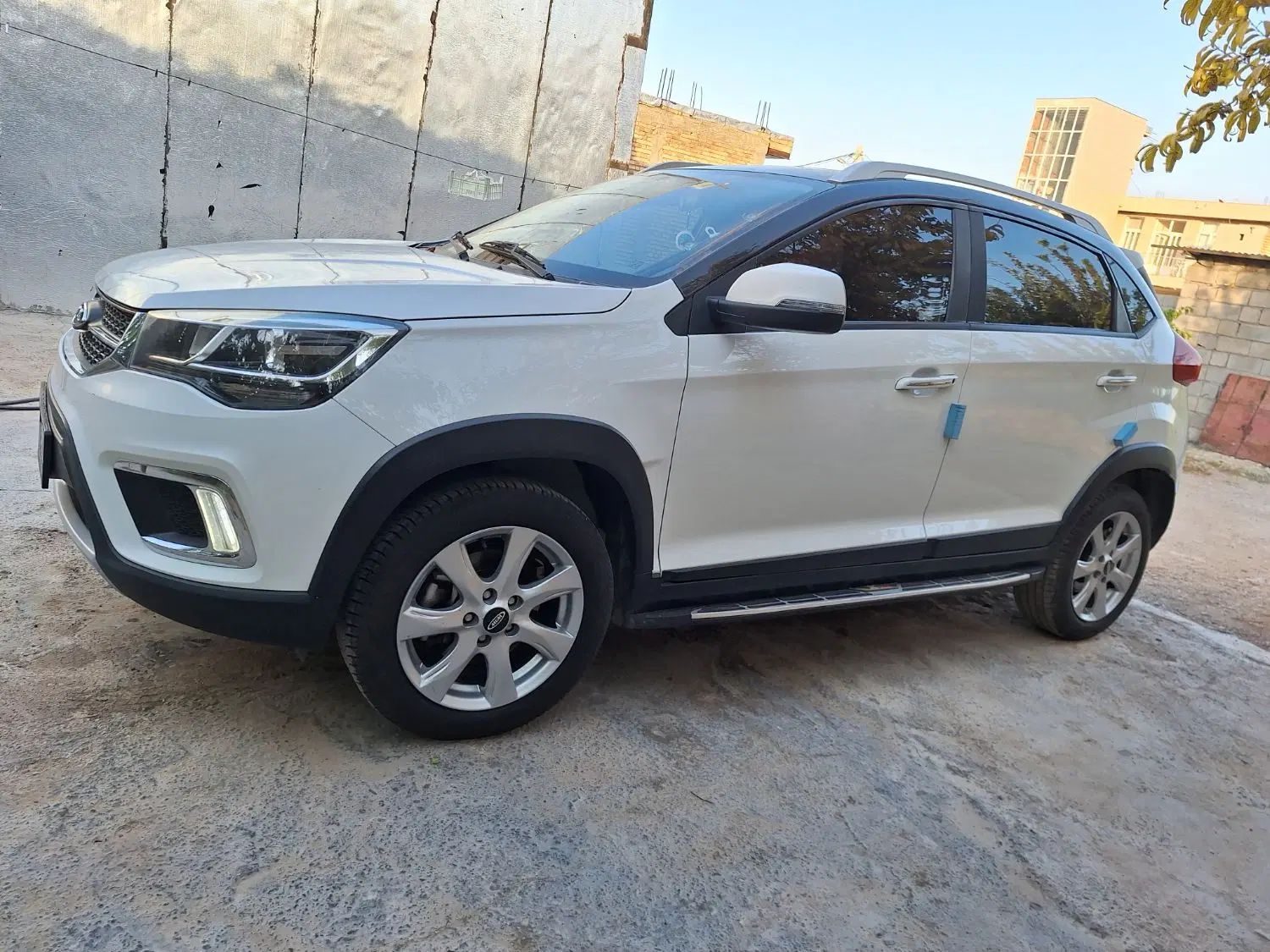 ام وی ام X22 اتوماتیک اسپرت اکسلنت - 1400