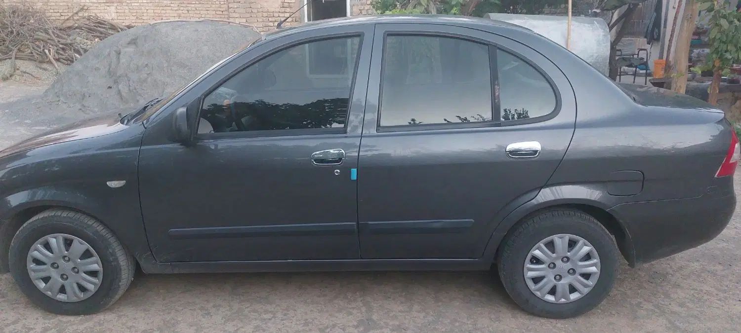 تیبا صندوق دار EX - 1395