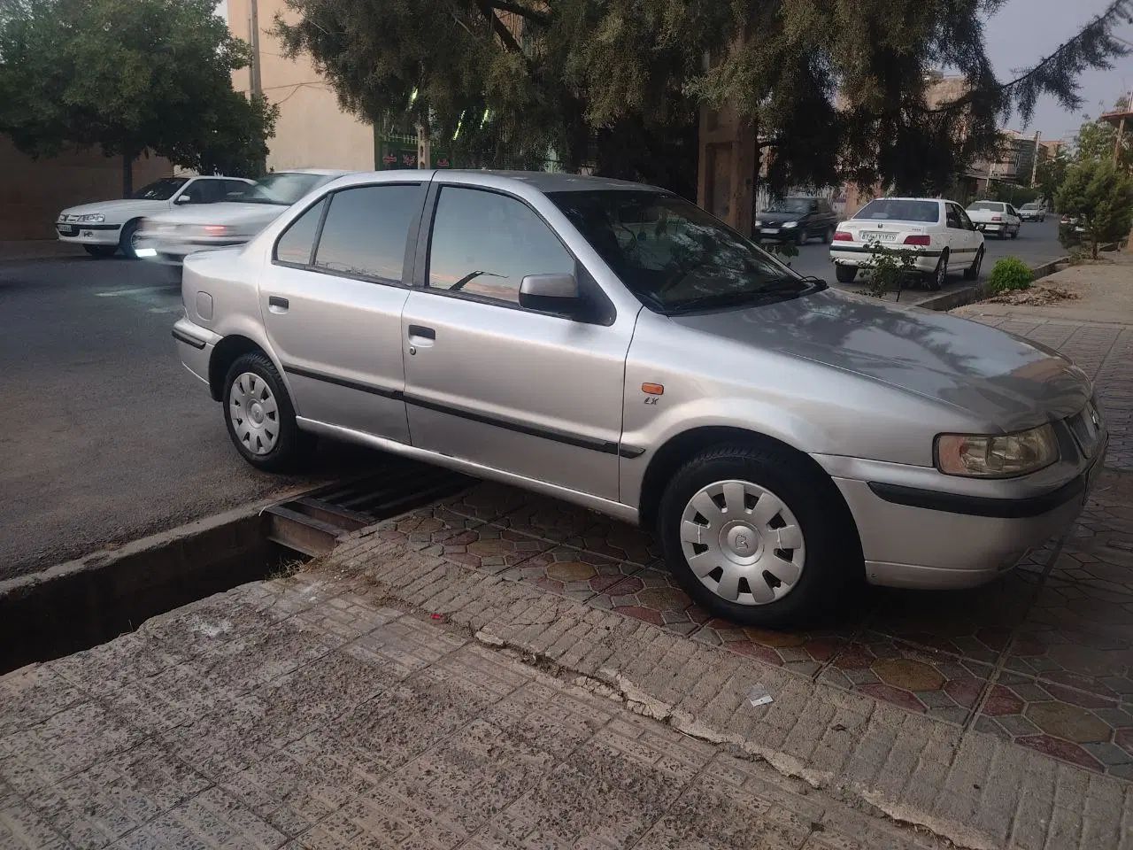 سمند LX XU7 - 1384