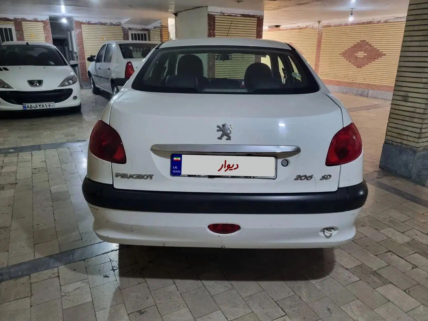 پژو ۲۰۶ صندوق دار v8 - 1389