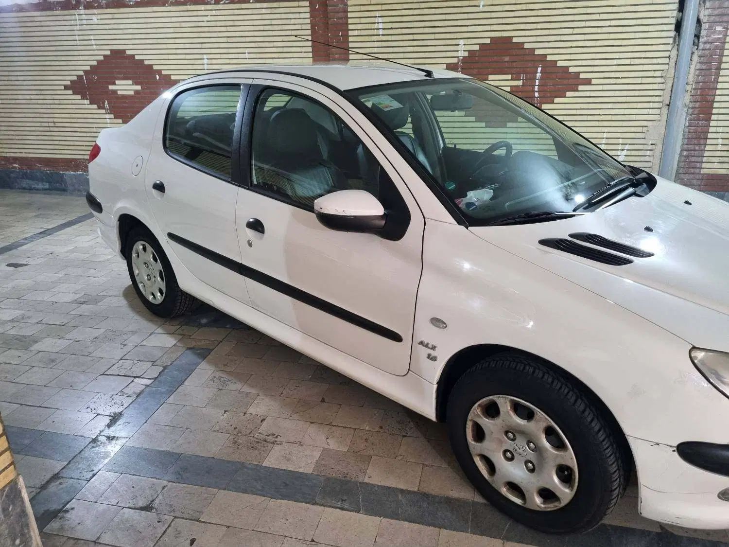 پژو ۲۰۶ صندوق دار v8 - 1389