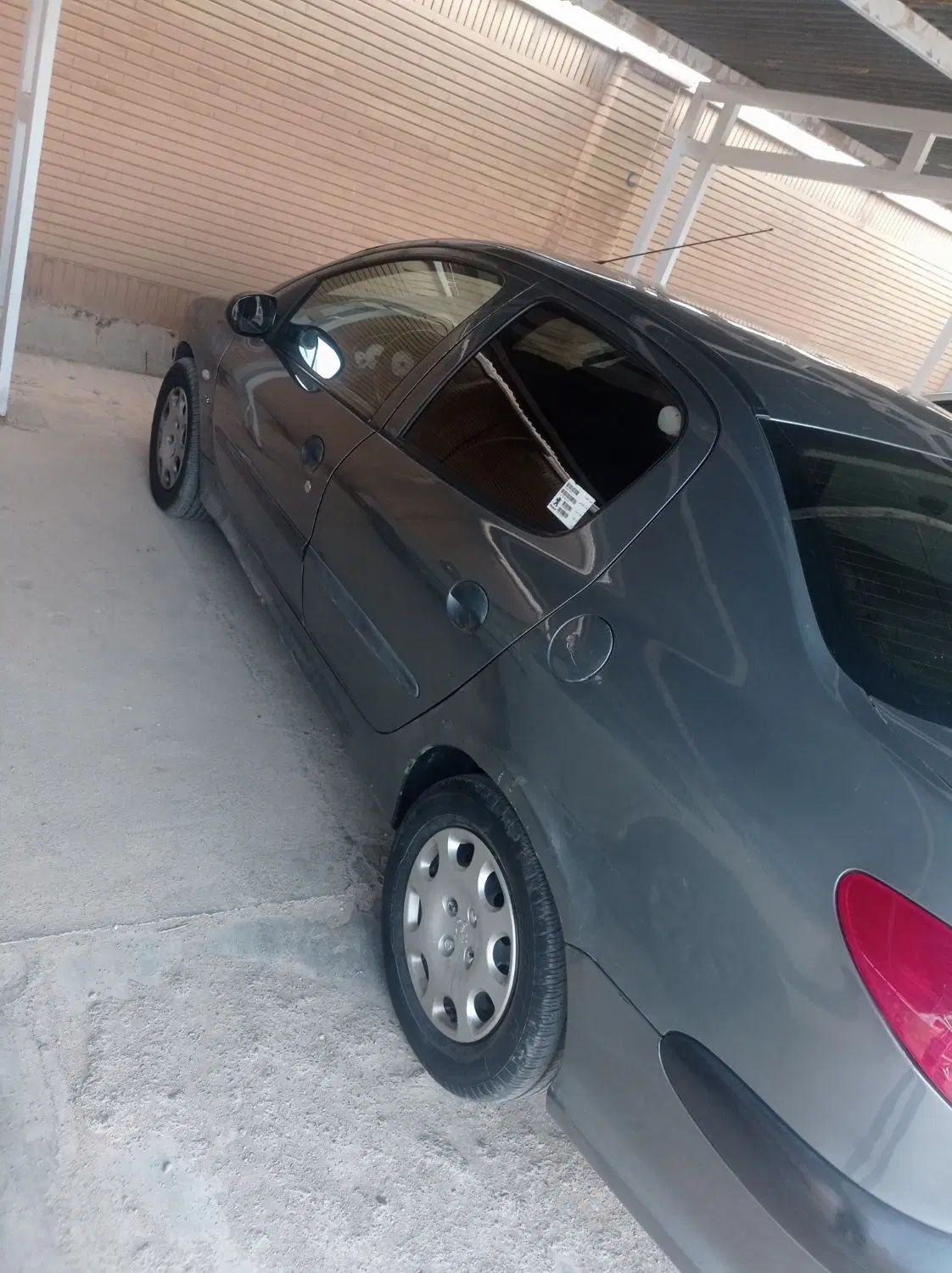 پژو ۲۰۶ صندوق دار v8 - 1390