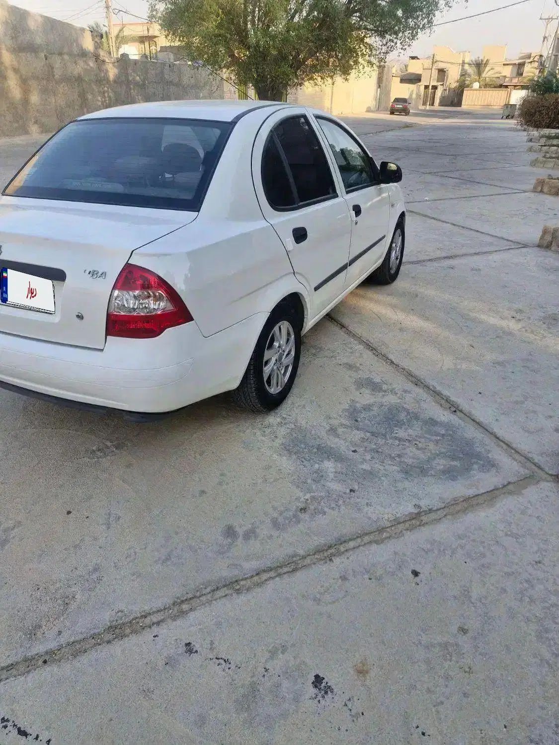تیبا صندوق دار SX - 1400