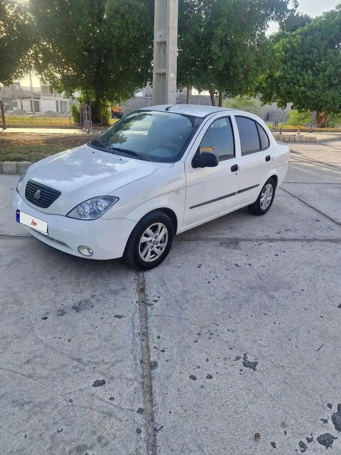 تیبا صندوق دار SX - 1400