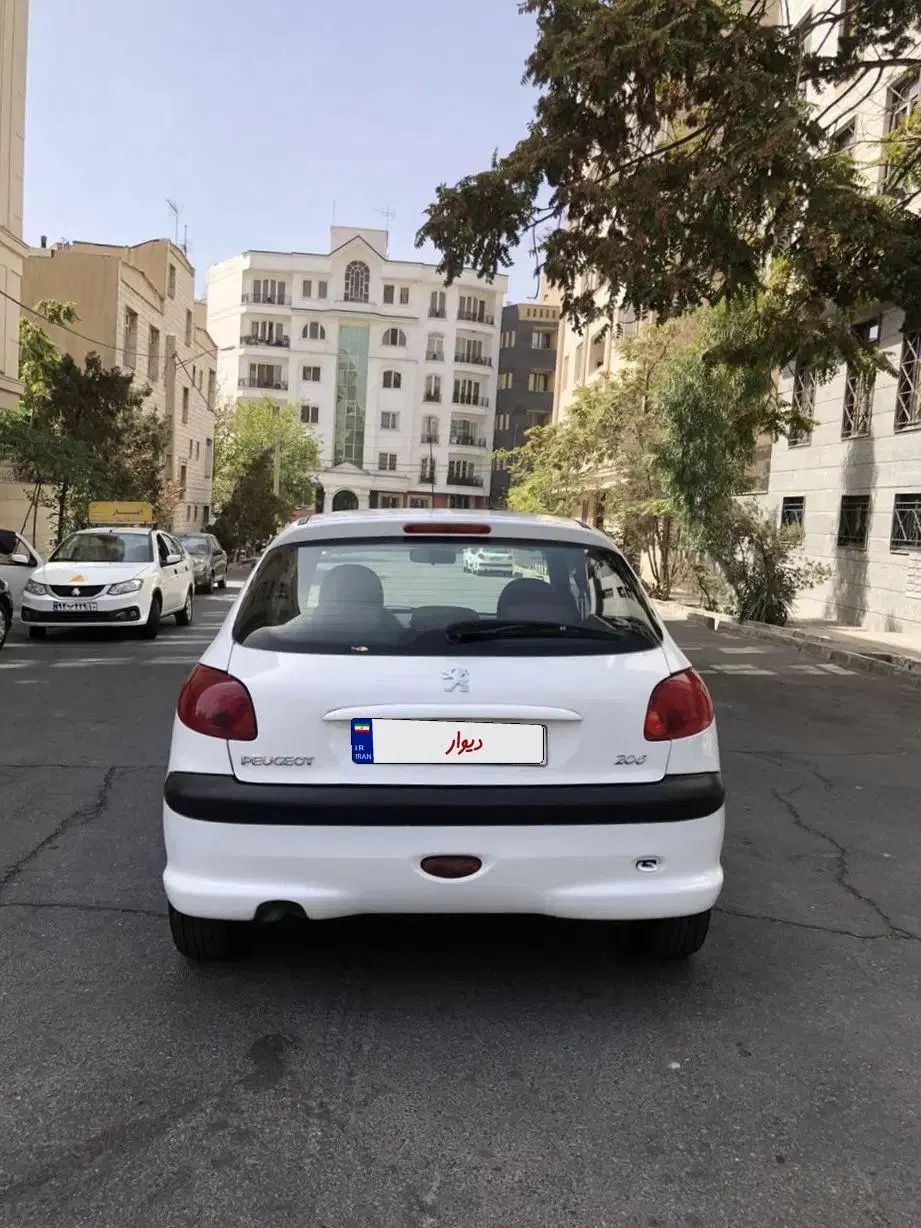 پژو 206 تیپ 5 - 1396