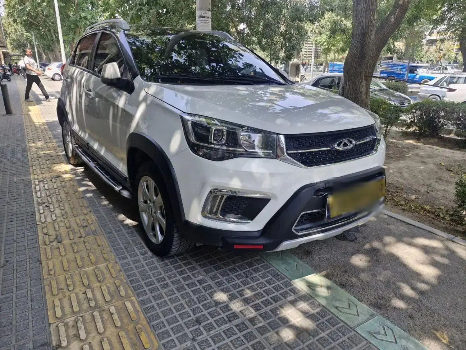 ام وی ام X22 دنده‌ای لاکچری - 1399