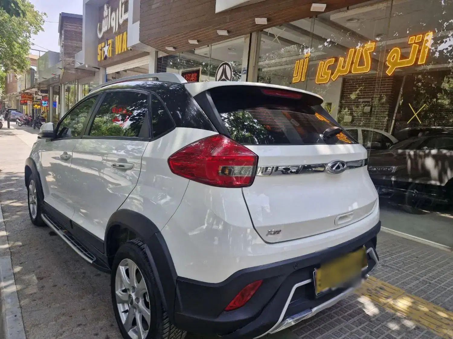 ام وی ام X22 دنده‌ای لاکچری - 1399