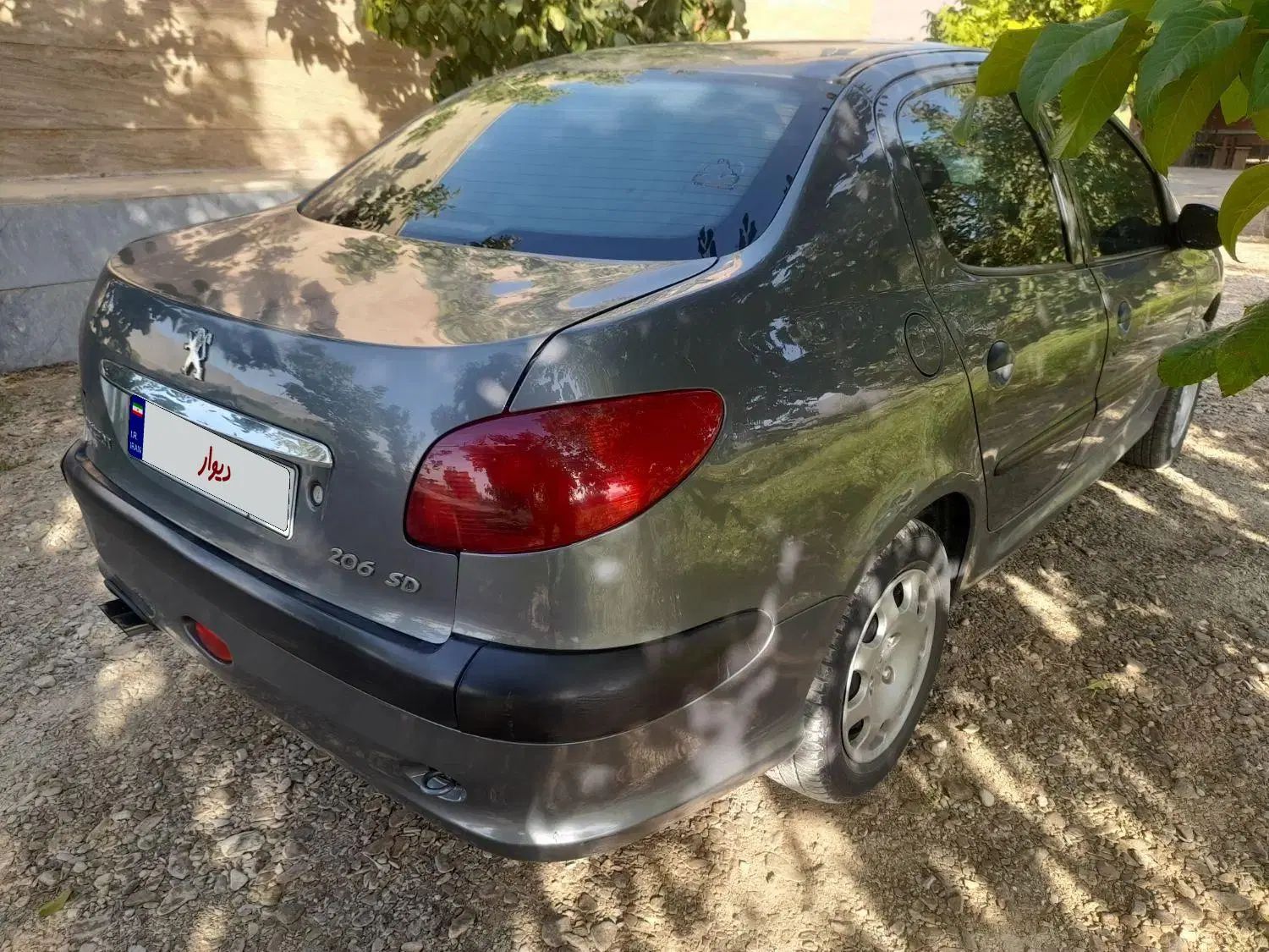 پژو ۲۰۶ صندوق دار v8 - 1390