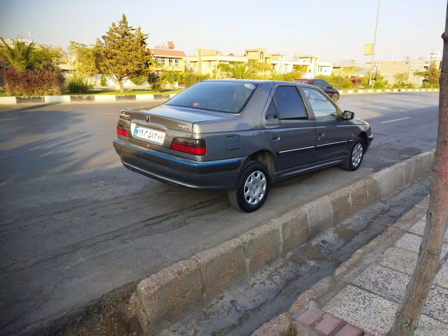 پژو پارس سال - 1392