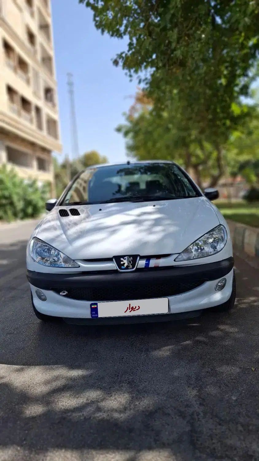 پژو ۲۰۶ صندوق دار v8 - 1397