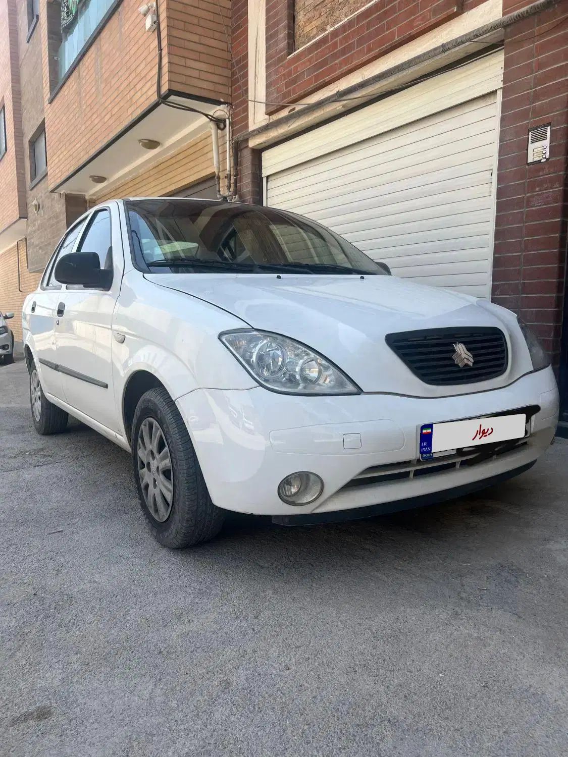 تیبا صندوق دار SX - 1400