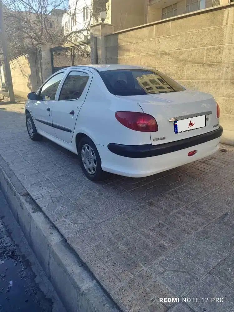 پژو ۲۰۶ صندوق دار v8 - 1397
