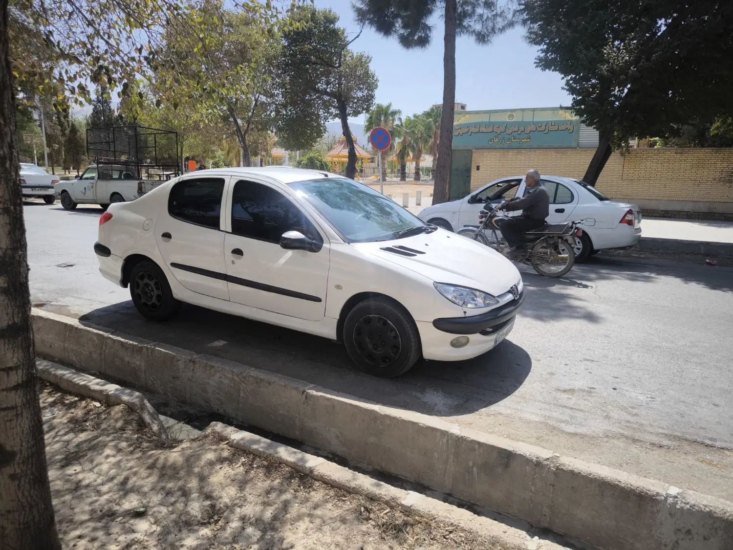 پژو ۲۰۶ صندوق دار v8 - 1388
