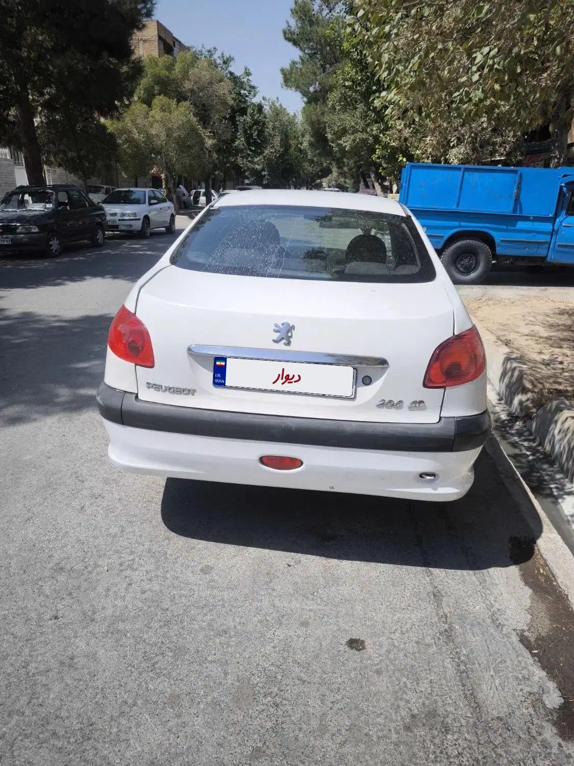 پژو ۲۰۶ صندوق دار v8 - 1388