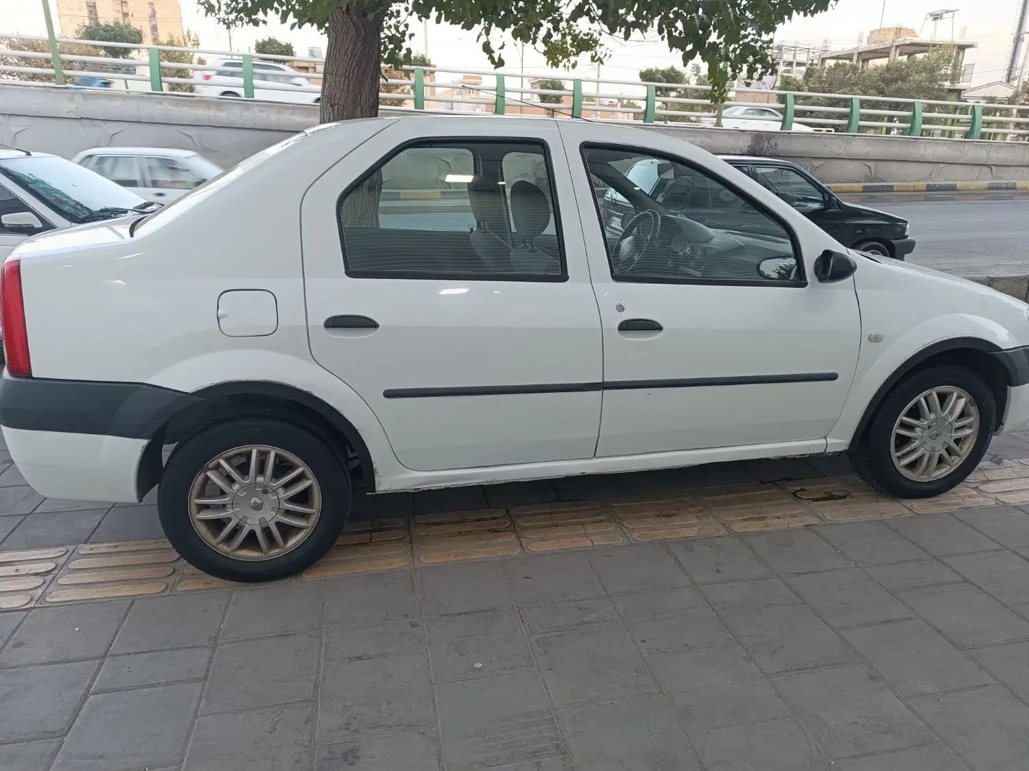 رنو تندر 90 E2 - 1390