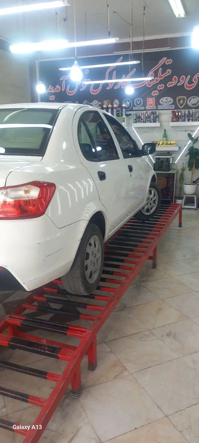 ساینا S دنده‌ای معمولی - 1400