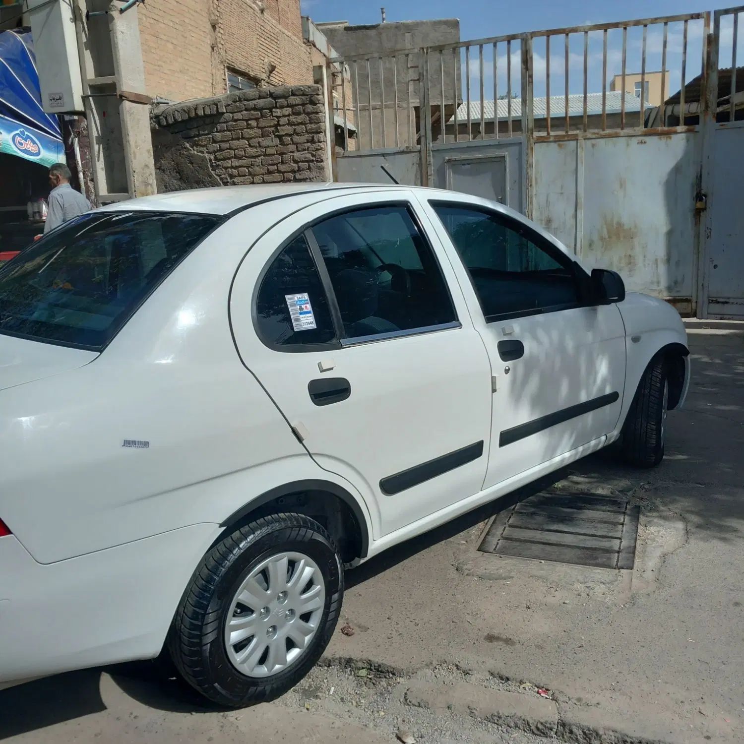 تیبا صندوق دار SX - 1398