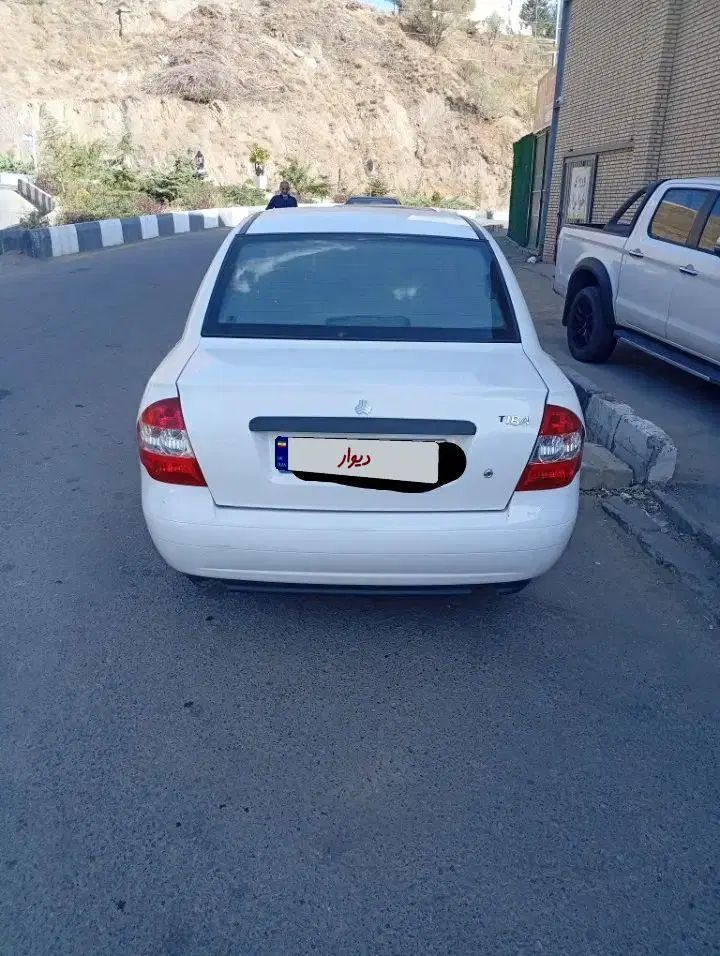 تیبا صندوق دار SX - 1400